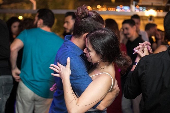 Cancun Salsa Lovers Dance Experience - How the small-group promise affects your visit