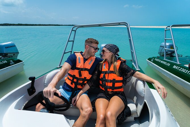 Cancun: Speedboat tour to a Virgin Beach - How the small group changes the ride