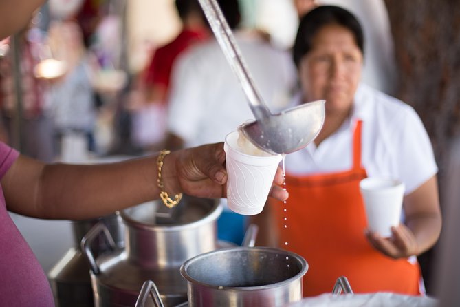 Cancun Street Food Tour with Food Stalls, Local Market and Murals - Barbacoa and the main savory course