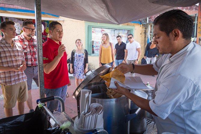 Cancun Street Food Tour with Food Stalls, Local Market and Murals - Mercado 23, Cancun’s everyday shopping stop