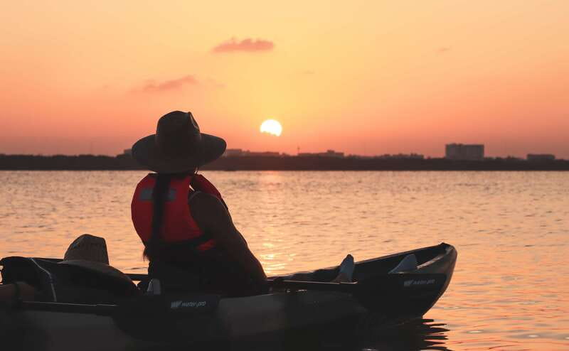 Cancun: Sunset Kayak Experience in the Mangroves - The guides make the difference