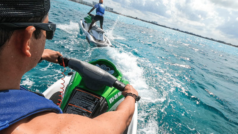Cancun: Waverunner in Nichupte Lagoon - What happens before you start the engine