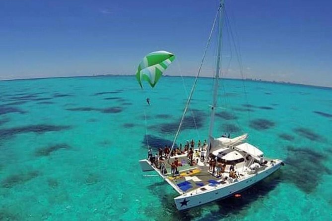 Catamaran Adventure in Cancun - The slow return and possible spinnaker sail