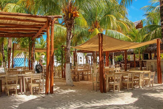 Catamaran Albatros Platinum & Beach club & Open bar & Isla Mujeres - AMAZONA Beach Club and its Balinese beds