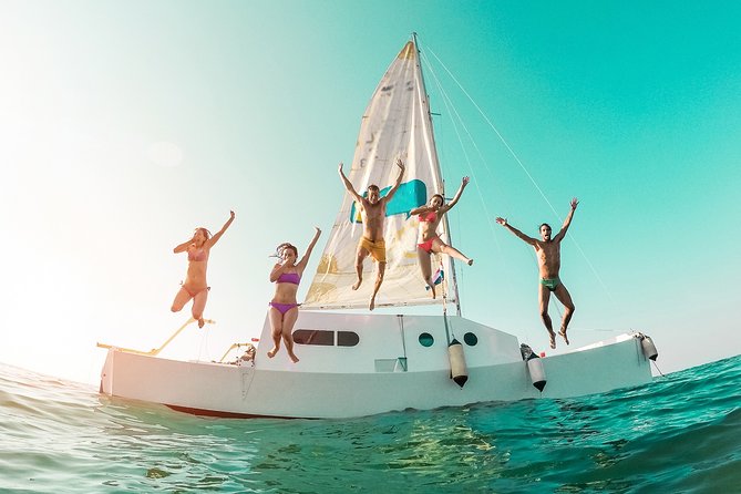 Catamaran and snorkel in isla mujeres - What the catamaran ride is really like