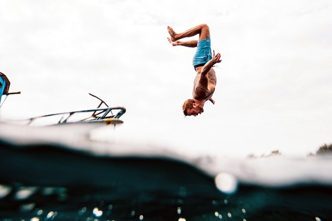 Catamaran Booze Party With Open Bar in Cancun - Open bar, lunch, and the practical details