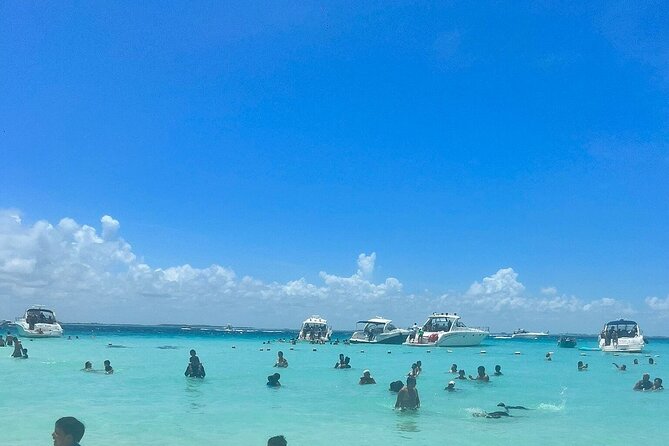 Catamaran Cancun to Isla mujeres Lunch OpenBar and Snorkeling - The practical details that affect your day
