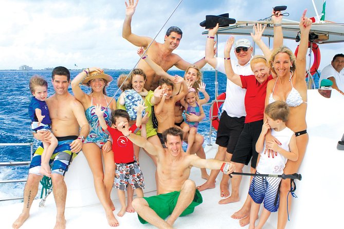 Catamaran Isla Mujeres Tour with Hotel Pick Up included - Who will enjoy this Isla Mujeres day trip