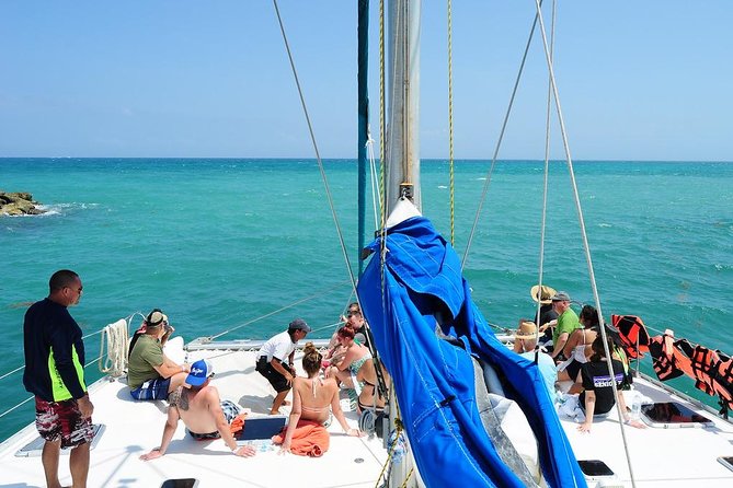 Catamaran Sail and Snorkeling Tour with Open Bar in Puerto Morelos - Who will enjoy this Puerto Morelos catamaran trip