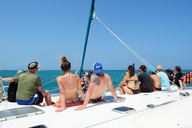 Catamaran Sail and Snorkeling Tour with Open Bar in Puerto Morelos - One hour above the Puerto Morelos reef