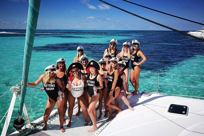 Catamaran Sailing & Snorkeling Experience Isla Mujeres from Playa Del Carmen - Group size and the mood aboard