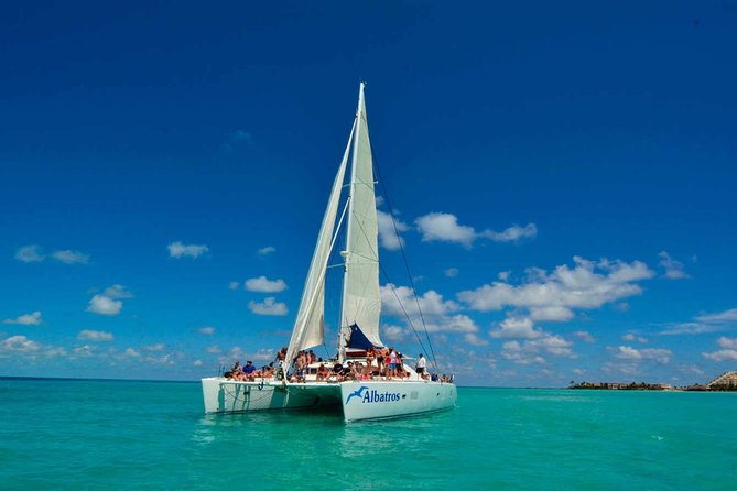 Catamaran Sailing to Isla Mujeres with Snorkeling, Lunch & Open Bar included - Checking in at the Cancun marina