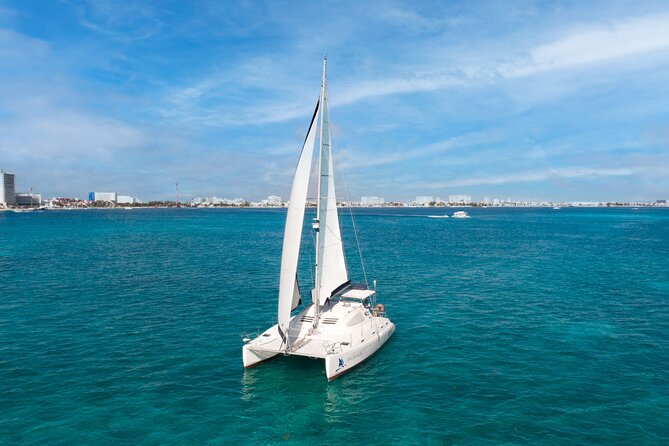 Catamaran Snorkeling with Openbar & Lunch Cancun to Isla Mujeres - The most important transportation warning