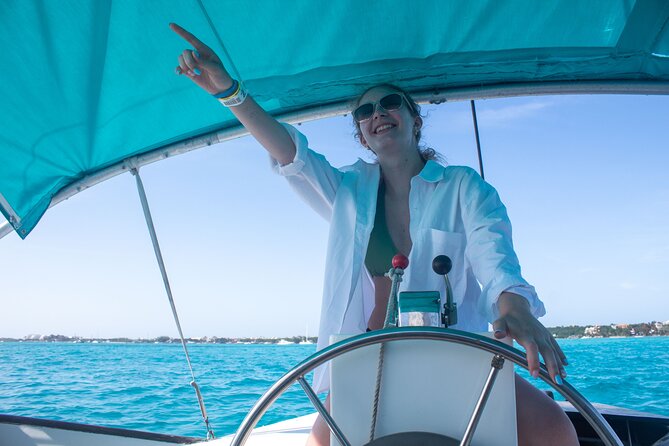 Catamaran Snorkeling with Openbar & Lunch Cancun to Isla Mujeres - Getting to Marina Sailaway in Cancun
