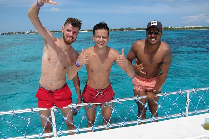Catamaran Tour to Isla Mujeres all Included - The return ride, music, and open bar