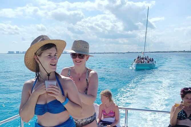 Catamaran Tour to Isla Mujeres all Included - Who will enjoy this Cancun catamaran day