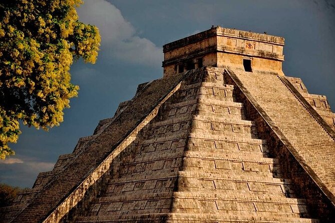 Chichen Itza and Dos Cenotes Experience from Cancun - Real Mayab: a practical buffet stop