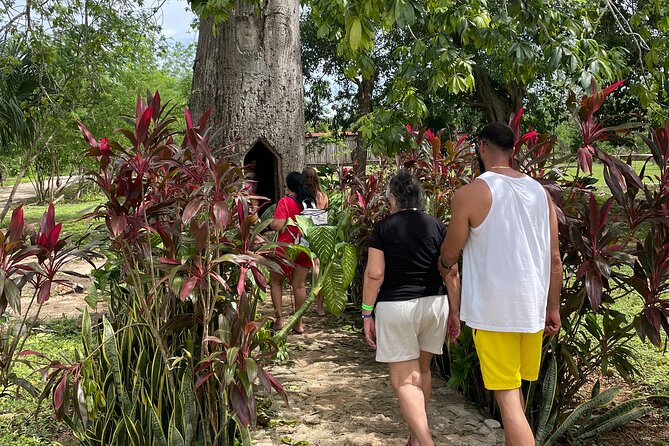 Chichen Itza and Mayan Traditions - Why this Cancun day trip feels different