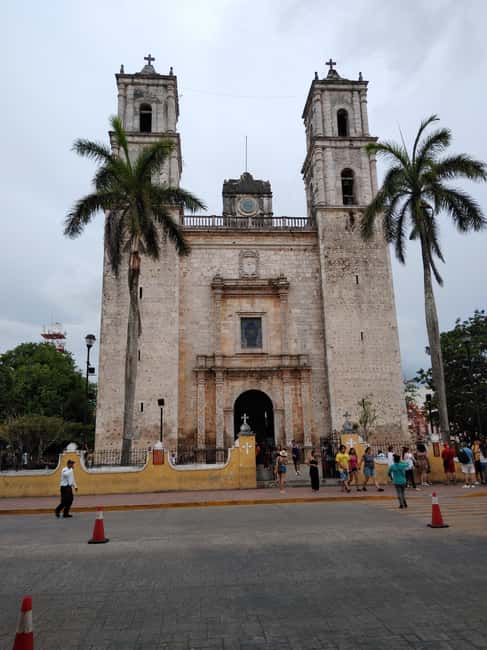 Chichen Itza and Two Cenotes Day Tour from Cancun - Who should book this day trip?