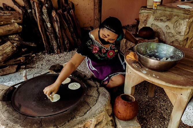 Chichen Itza, Beautiful Cenote and Valladolid All Inclusive Tour - Lunch is practical rather than purely traditional