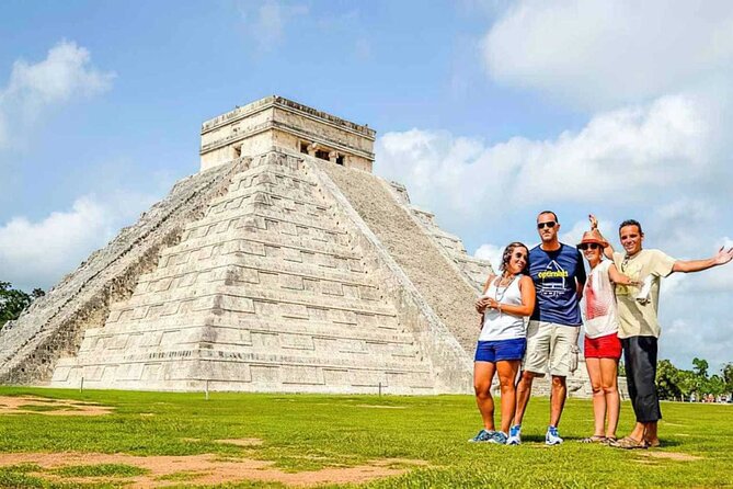 Chichén Itzá, Cenote Suytún & Cenote Ik-kil Expedition - Cenote Suytún and the famous platform