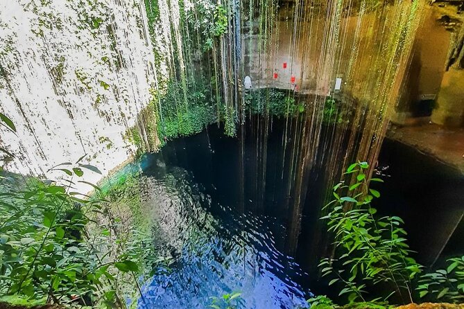 Chichén Itzá, Cenote Suytún & Cenote Ik-kil Expedition - Cenote Ik-kil: the better place to swim