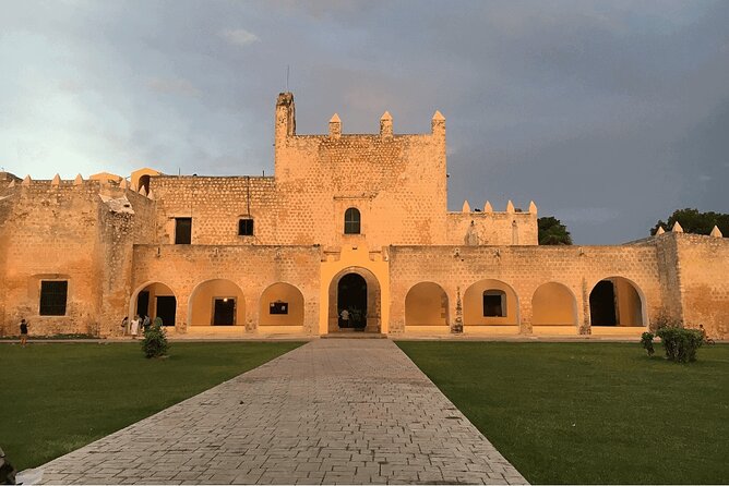 Chichen Itza + Cenote Suytun & Cenote Ik Kil + Valladolid - A huge Yucatan day from Cancun