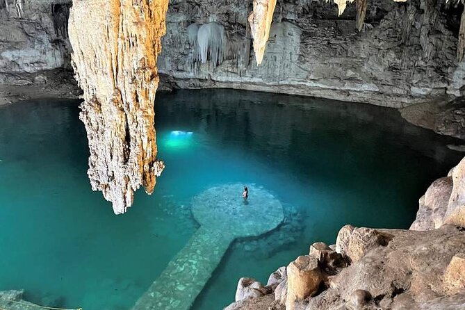 Chichen Itza + Cenote Suytun & Cenote Ik Kil + Valladolid - Transportation problems and the long return