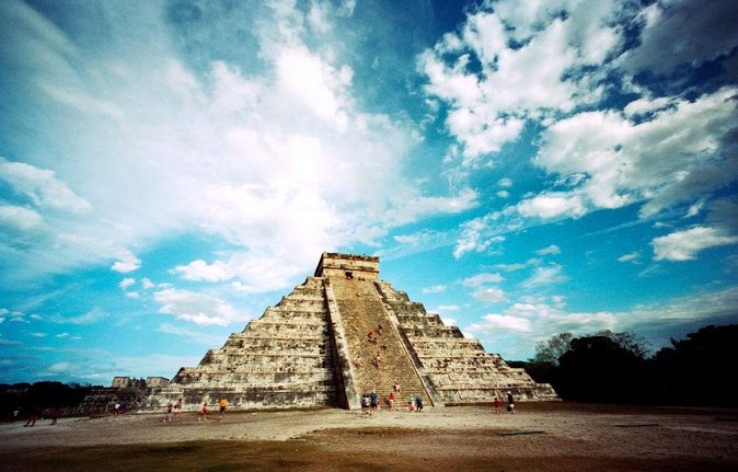Chichen Itza Day Trip Exclusive Nool-Ha Cenote & Valladolid Visit - Cenote Nool-Ha: the most refreshing hour