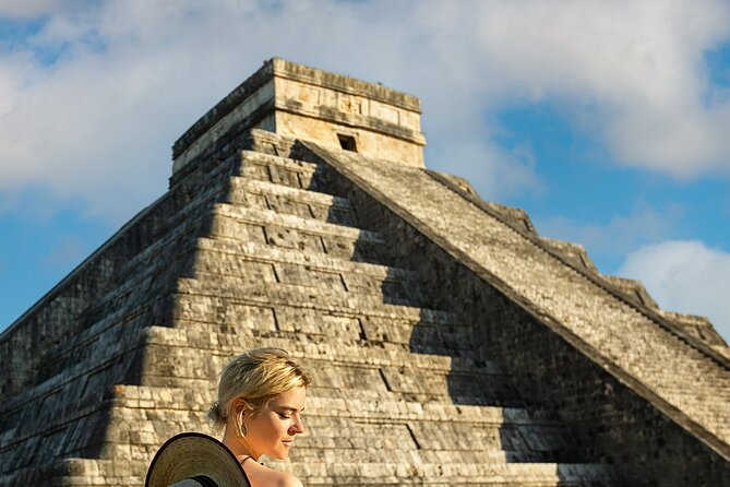 Chichen Itza Deluxe All Inclusive Tour with Cenote & Valladolid - Seeing the Pyramid of Kukulkan and Chichen Itza