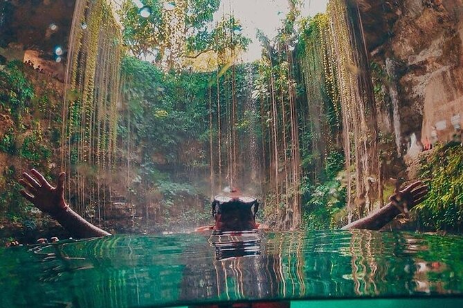 Chichen itza Deluxe Ancestral Cenotes Ik-il and Suytun - The transport makes the price reasonable