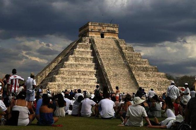 Chichen Itza Free Tours with Cenote Experience in Mexico - Valladolid in a short 40-minute visit