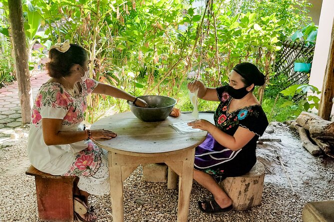 Chichen Itza Gastronomic, Valladolid and Cenote Extremo - Chichen Itza before the worst heat