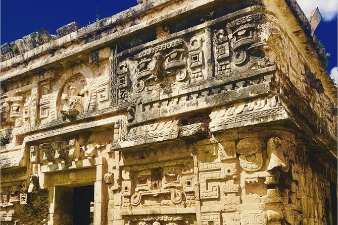 CHICHEN-ITZA MARAVILLA - Cenotes & Valladolid Private Tour - A quick photo stop at the Convent of Saint Bernardino