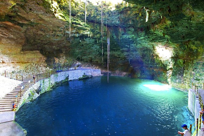 Chichén Itzá Premier Tour with Cenote Xunáan, Valladolid & Lunch - What to pack for this specific excursion