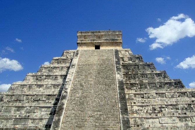 Chichen Itza Sunrise Express Day Tour from Riviera Maya - The bus ride and breakfast on the way