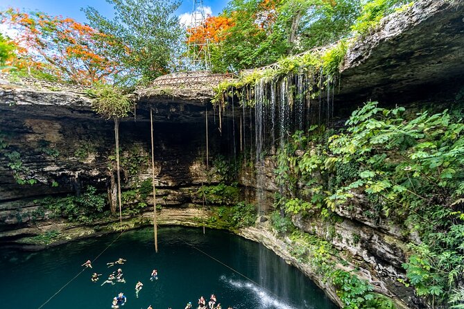 Chichen Itza, Transportation, lunch, cenote and Valladolid. - The real shape of this Cancun day trip