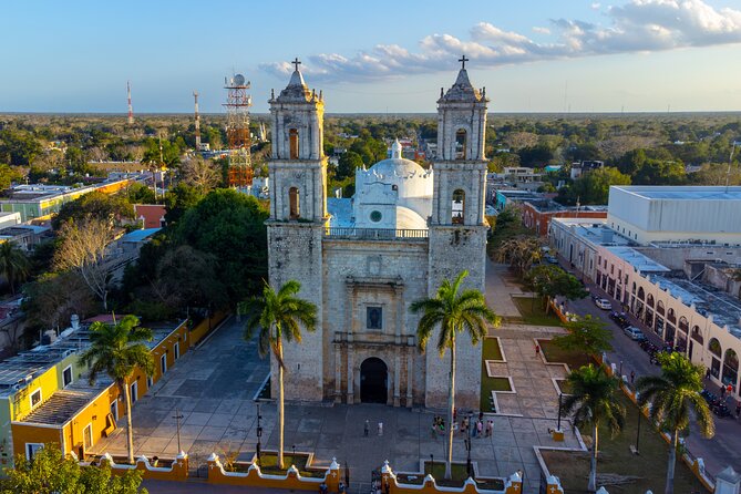 Chichen Itza, Transportation, lunch, cenote and Valladolid. - Pickup from Cancun can turn 12 hours into 15