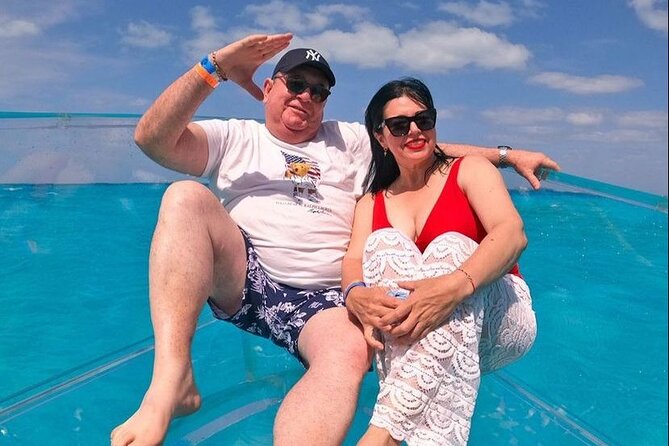 Clear Boat Tour at Cancun Nichupte Lagoon - Guides, explanations, and family photos
