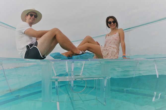 Clear Boat Tour in Cancun 1.5 hours great for pictures - The crew, timing, and group size
