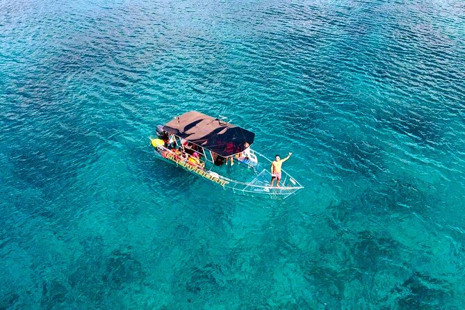 Clearboat in Cancun + Refreshments !! - A clear view of Cancun’s underwater world