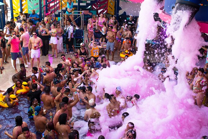 Coco Bongo Beach Club Day Party Premium Pass - Key points at a glance
