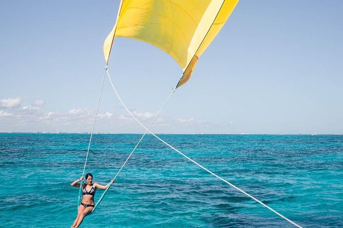 Complete Isla Mujeres excursion from Cancun with all inclusive - Isla Mujeres, lunch, and the beach-club stop