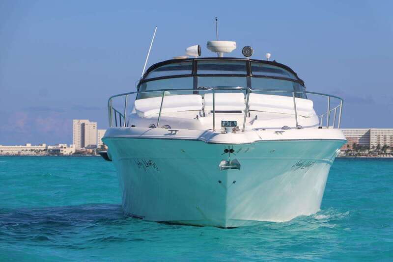Cruising paradise in a luxury yacht in Cancun - What the captain and crew add