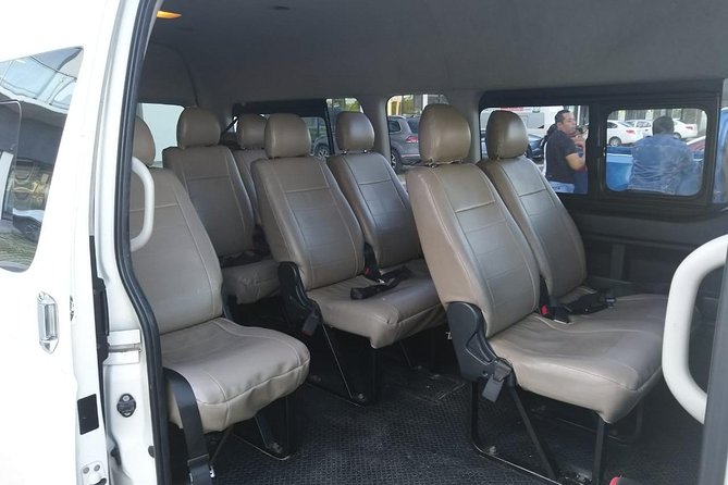 Departure Private Transfer Cancun to Cancun Airport CUN by Minivan or Minibus - A simple final ride from Cancun to CUN