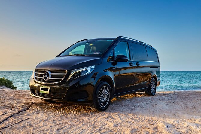 Departures in Mercedes Benz from Puerto Morelos to Cancun Airport - Key points to know before booking