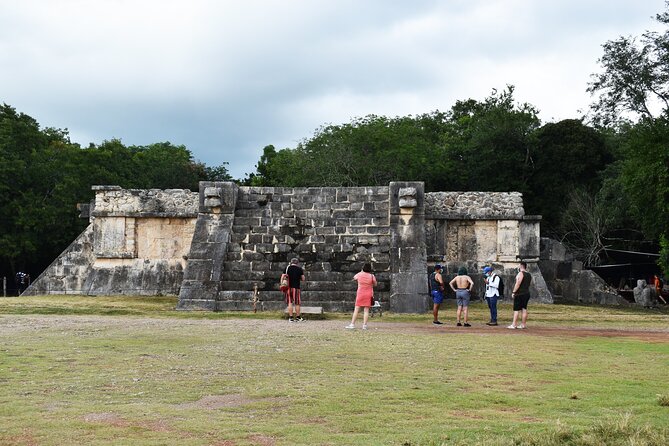 Discover Chichén Itzá & a Sacred Cenote. Lunch and transportation included. - Valladolid in only 30 minutes
