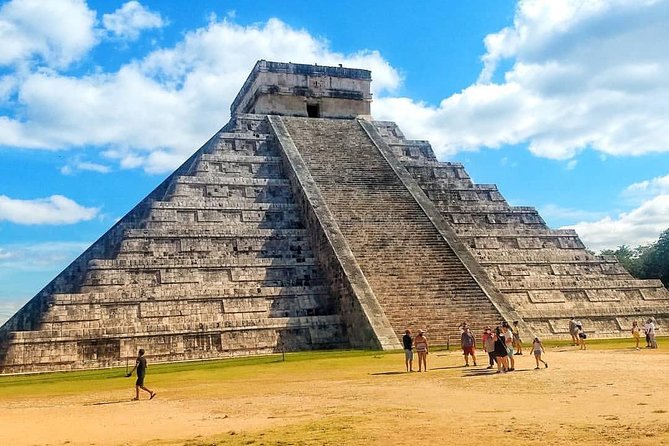 Discover Chichen Itza from Cancun or Maya Riviera - Valladolid in a quick 30-minute visit