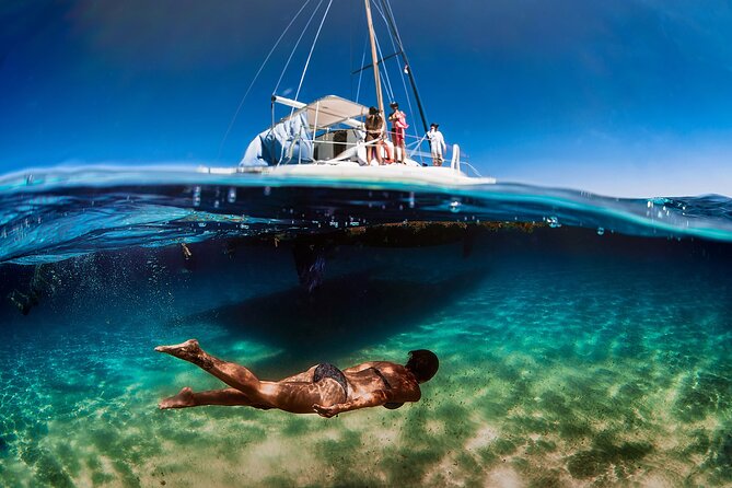 Discover Isla Mujeres: Catamaran, Snorkeling, and "Ice Bar" - What this Isla Mujeres catamaran day is really like