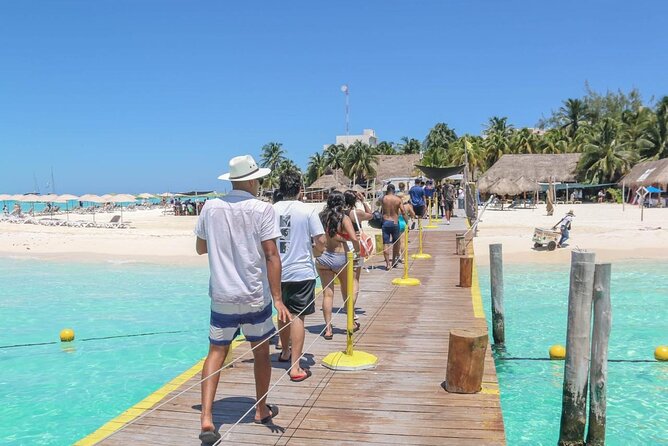Discover Isla Mujeres: Catamaran, Snorkeling, and "Ice Bar" - The return sail and transportation risk